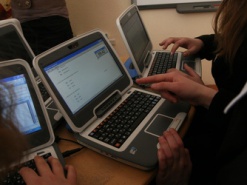 Украинцы в сети интересуются астероидом, папой Римским и Крепким орешком-5