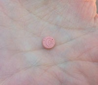 Google показала электронную таблетку и татуировку