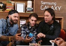 Samsung сравнила невежливых владельцев iPhone и вежливых обладателей Galaxy