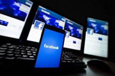 Прибыль Facebook утроилась