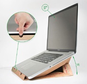 Подставка для ноутбука из коробки для пиццы (Фото)