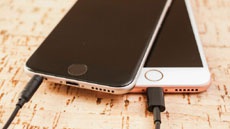 Почему вы скоро забудете, что у iPhone когда-то был разъем для наушников