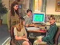 Энтузиаст сделал музыкальный микс о "золотой эре интернета"