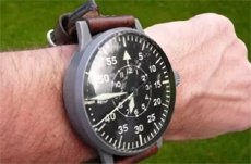 Войдут ли в моду смарт-часы с очень большими экранами?