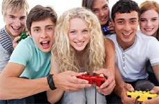 Во что поиграть, когда в гостях компания друзей