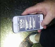 Канадка рассказала о «чудесном» спасении iPhone после падения из самолета