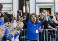 Apple обещает нанимать больше женщин и представителей нацменьшинств