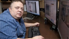 Айтишник «прославил» девушку, укравшую его ноутбук