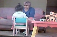 Блогеры ругают няню