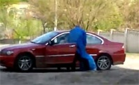 Дворник стал звездой Youtube