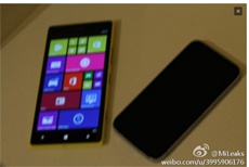 Nokia Lumia 1520V на "живом" фото рядом с iPhone 5S