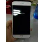 Снимок Meizu MX4 Pro в белом цветовом исполнении