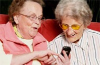 Миссия выполнима: как научить родителей пользоваться смартфоном?