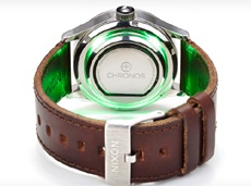 Маленький диск превращает обычные часы в «умные»