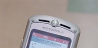 Lenovo напомнила о легендарной раскладушке Moto RAZR
