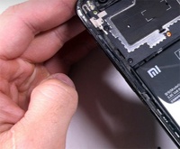 Разборка показала, почему Xiaomi Mi6 не получил полноценную водозащиту