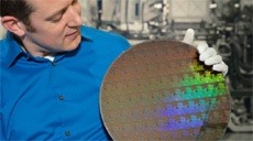 IBM уместит 30 миллиардов транзисторов на чипе с ноготок