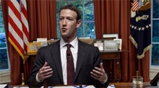 Цукерберга в президенты США? Марк нанял главного стратега Клинтон