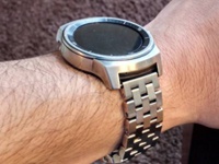 LG G Watch R превратили в LG Watch Urbane при помощи шлифовальной бумаги