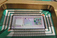 Google создаст искусственный интеллект на квантовом компьютере