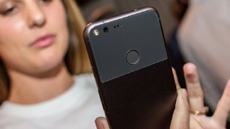 Google обманула покупателей в рекламе смартфона Pixel