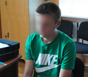 Милиция рассказала, сколько заработал на "виртуальных" кроссовках юный мошенник