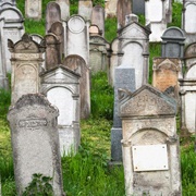 Что происходит с аккаунтами в соцсетях после смерти их владельцев