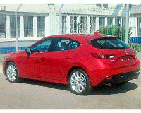 Фото нового хетчбэка Mazda3 без камуфляжа появилось в интернете