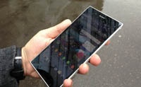 Sony Xperia Z2 Ultra проследует за Xperia Z2