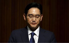 «Наследным принцем» Samsung занялась спецпрокуратура