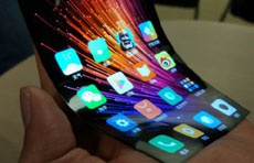 «Китайская Apple» показала смартфон с гибким экраном