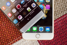 Фанат Android назвал 5 главных преимуществ флагмана Samsung Galaxy S8 над iPhone 8