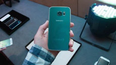 Как выглядит серебристый Samsung Galaxy S7?