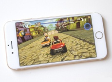 В iPhone 6 и iPhone 6 Plus используются два акселерометра для экономии заряда батареи