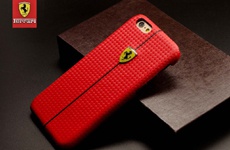 В 2017 году Apple представит три iPhone. Среди них будет Ferrari