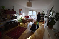 Airbnb начнет собирать налоги с владельцев жилья в Париже