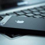 Samsung опережает Apple по продажам смартфонов