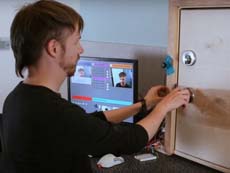 Исследователи Microsoft создали смарт-замок с функцией распознавания лиц