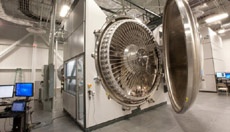 Производитель сапфировых стекол для Apple запросил разрешение закрыть завод