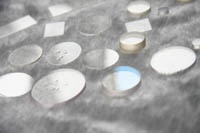 Сапфировых стекол на всех не хватит?