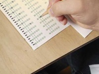 Телефон и интернет заменили шпаргалки.