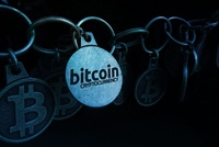 Девять крупнейших банков объединили усилия ради технологии биткоина