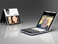 Samsung патентует смартфон, который можно сложить пополам