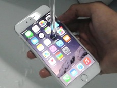 Водонепроницаемость iPhone: уже не мечта?
