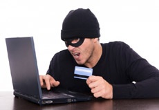 Чоловіка "кинули" на 6700 грн через інтернет