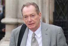 Британский пенсионер отсудил у Apple $1800 за удаление фотографий с его iPhone