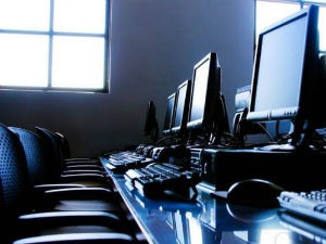 Поставки компьютеров в страны EMEA продолжают сокращаться