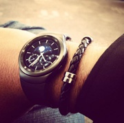 Samsung Gear S2: так выглядит вживую конкурент Apple Watch