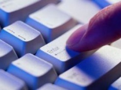 Студентка продает в Сети свою невинность для помощи сиротам