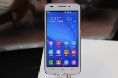 Huawei Honor Play 4 получил 64-разрядный процессор и поддержку LTE